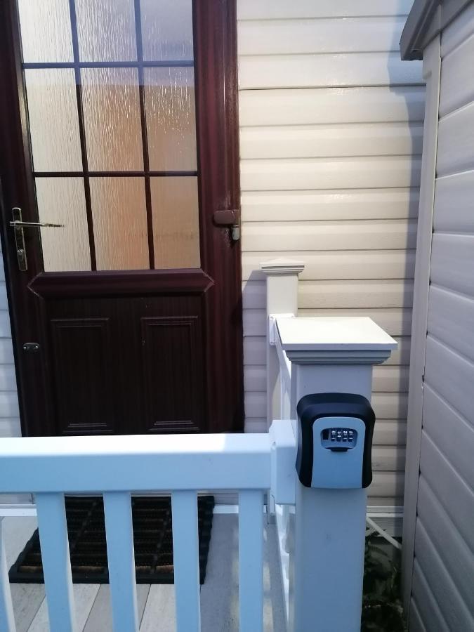 Cornwall Cornwall-Chapmanswell Caravan Holiday Park A30 B&B Bed And Breakfast #41 Launceston Zewnętrze zdjęcie